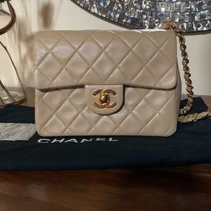 Vintage Square Classic Single Flap